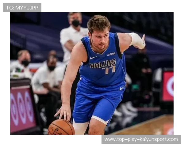 东契奇示意清空，达拉斯独行侠打最熟一套